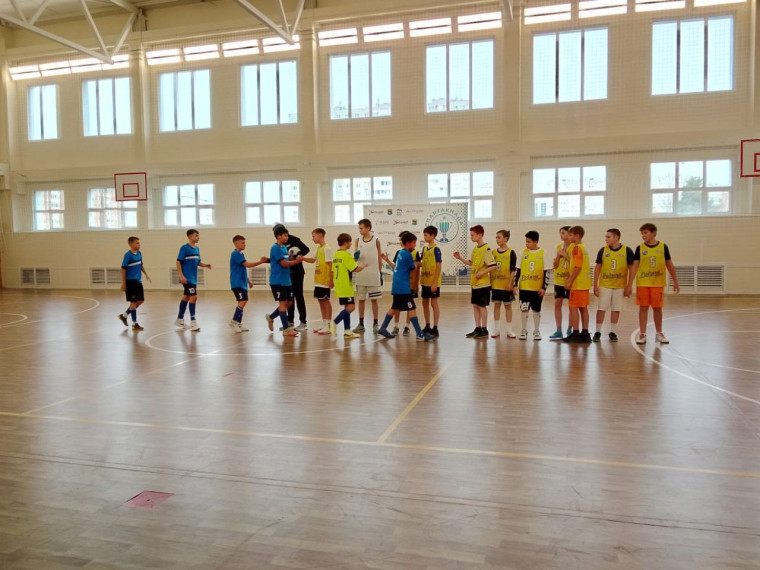 Cоревнования по футзалу.