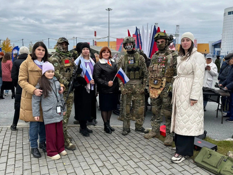 Один день из жизни советника директора.